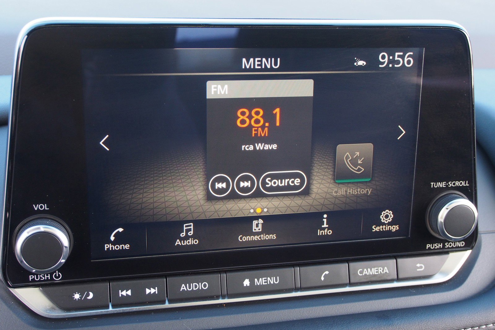 Used 2023 Nissan Rogue SL FWD image 27
