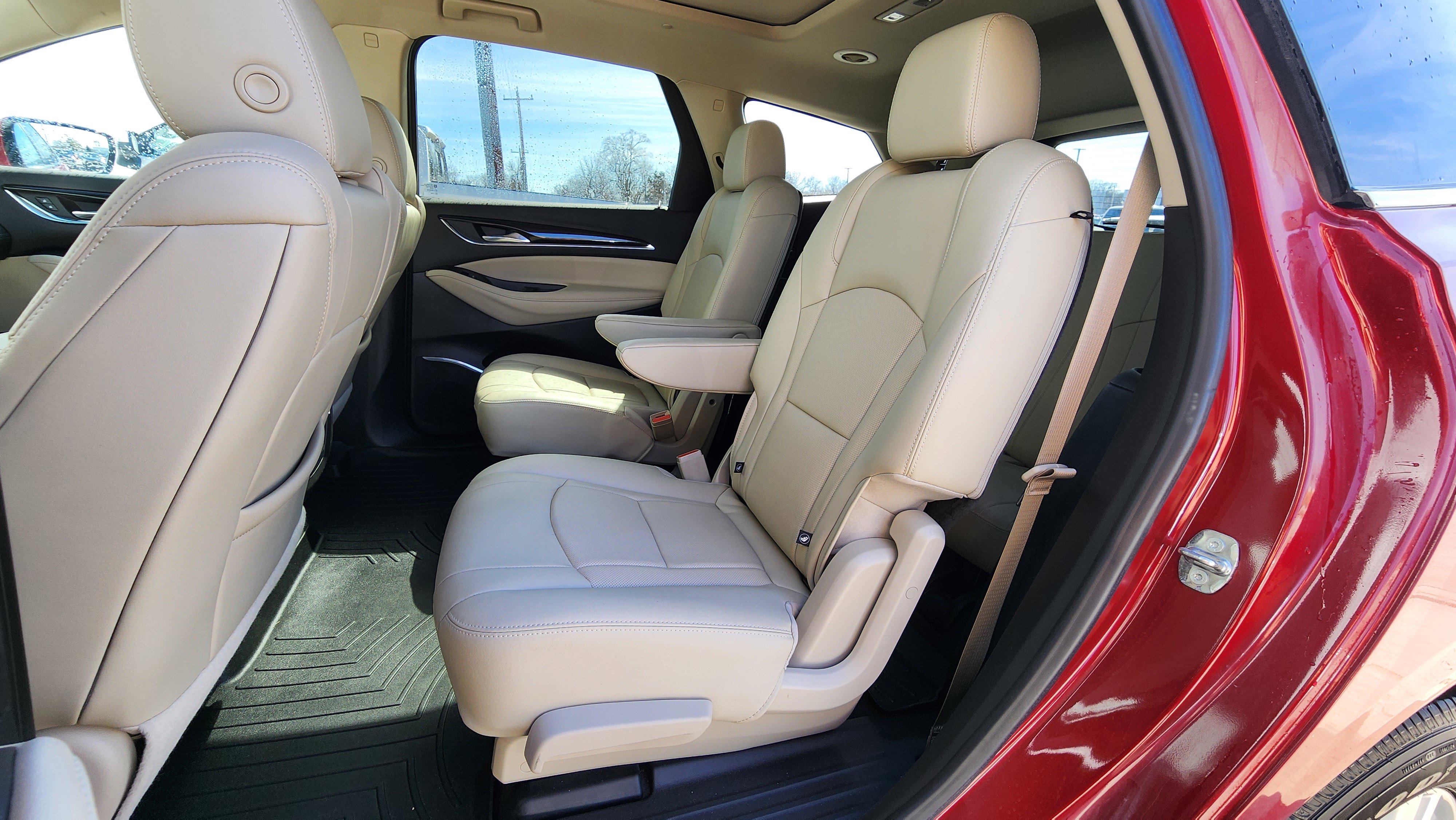 Used 2021 Buick Enclave Essence w/ Sound and Sites Package image 14