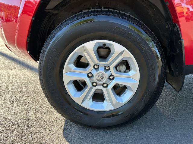 Certified 2023 Toyota 4Runner SR5 Premium w/ Moonroof Package AWD/4WD image 12