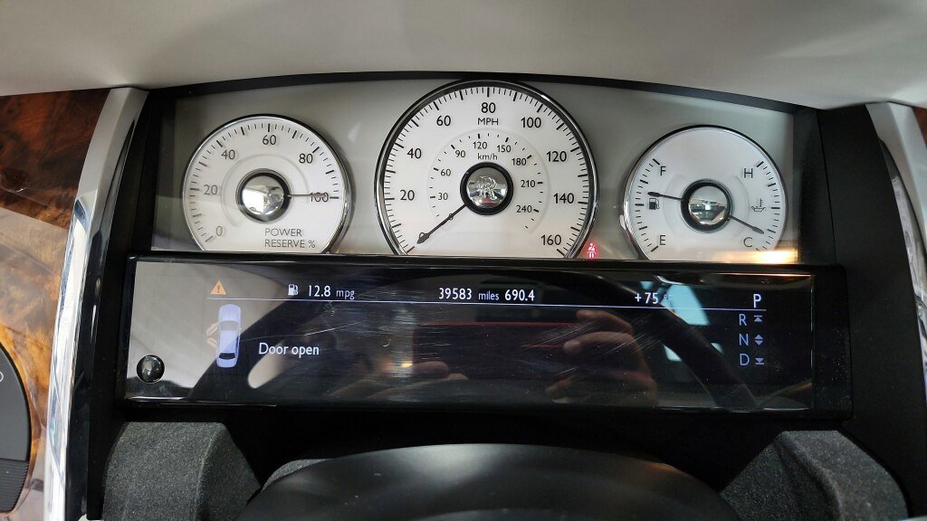 Used 2013 Rolls-Royce Ghost RWD image 37