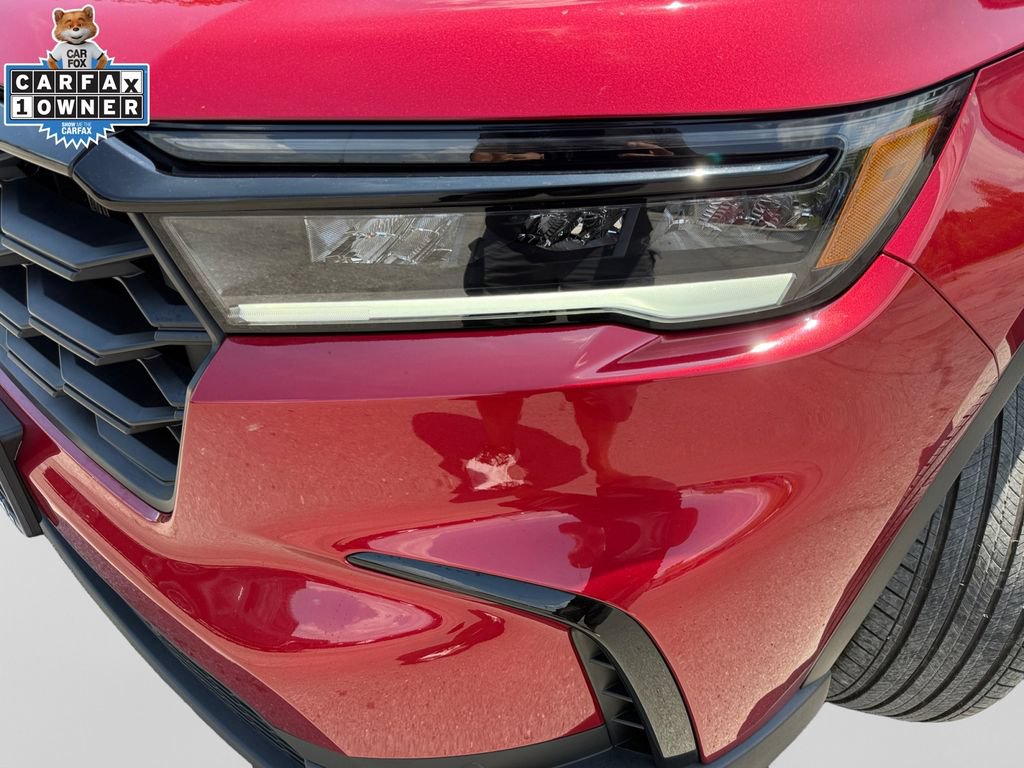 Used 2025 Honda Pilot Sport image 23