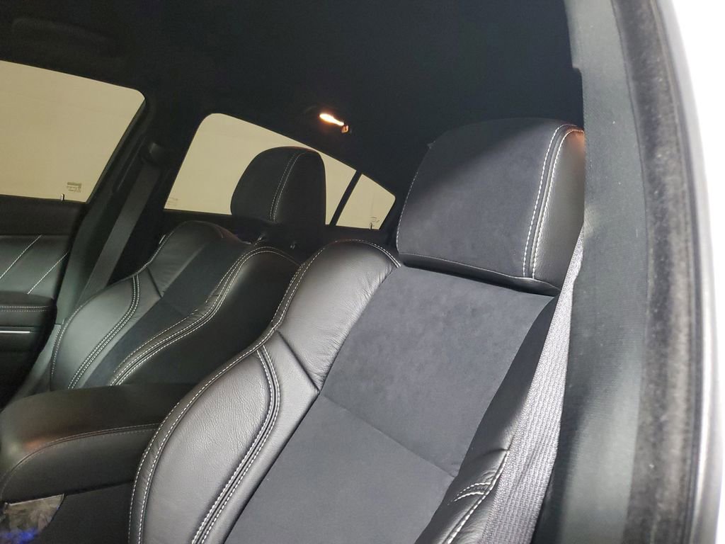 Used 2018 Dodge Charger R/T Scat Pack image 17