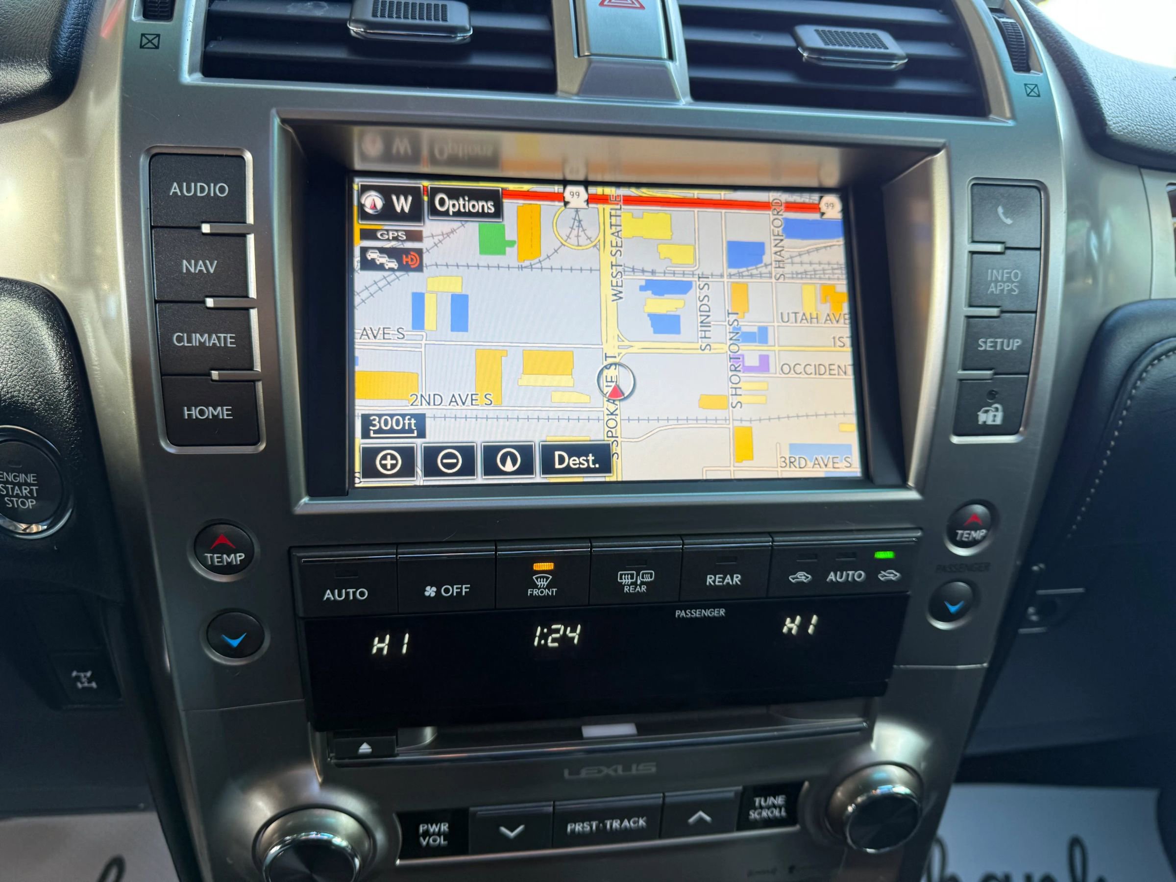 Used 2016 Lexus GX 460 image 31