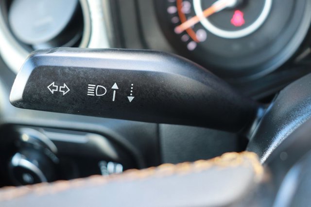 Used 2024 Jeep Wrangler Sport S image 21