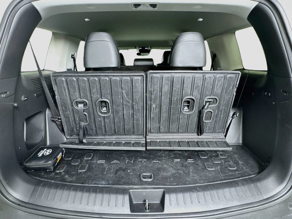 Used 2026 Hyundai Santa Fe SEL FWD image 27