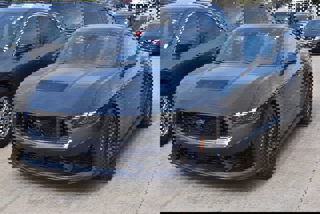 Used 2024 Ford Mustang Dark Horse image 1