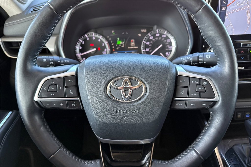 Used 2022 Toyota Highlander Platinum image 34