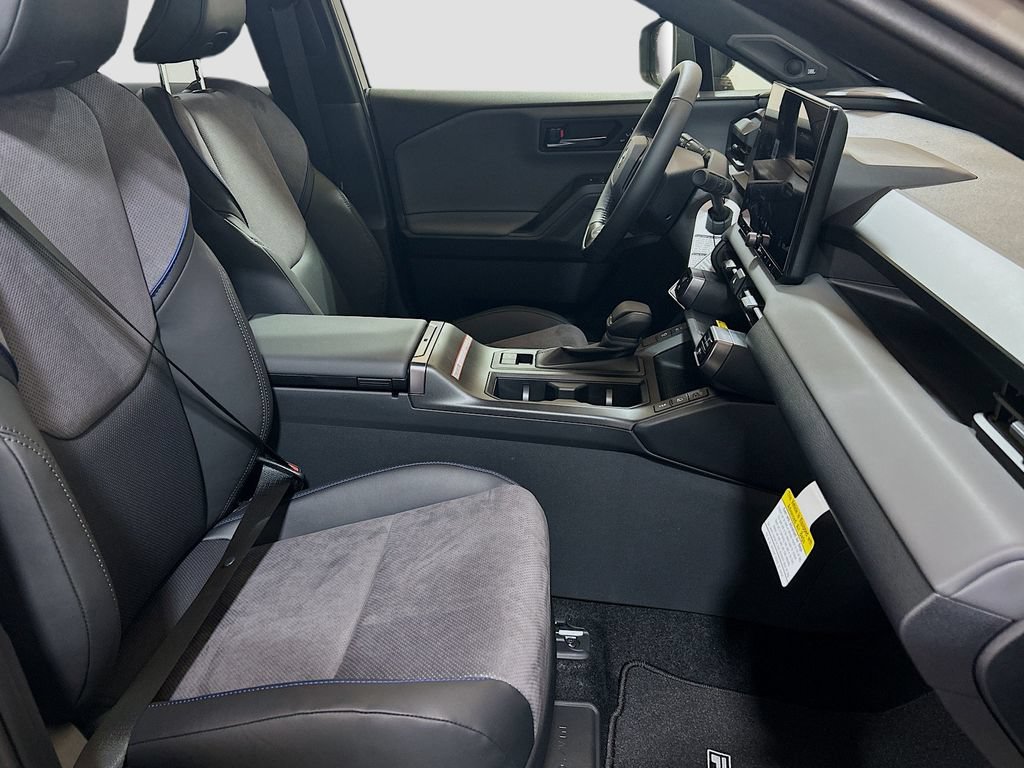 New 2026 Toyota RAV4 XSE w/ Weather Package AWD/4WD image 29