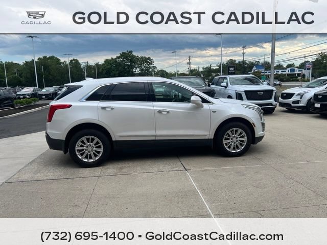 Used 2017 Cadillac XT5 FWD w/ LPO, Wheel Lock Package image 4