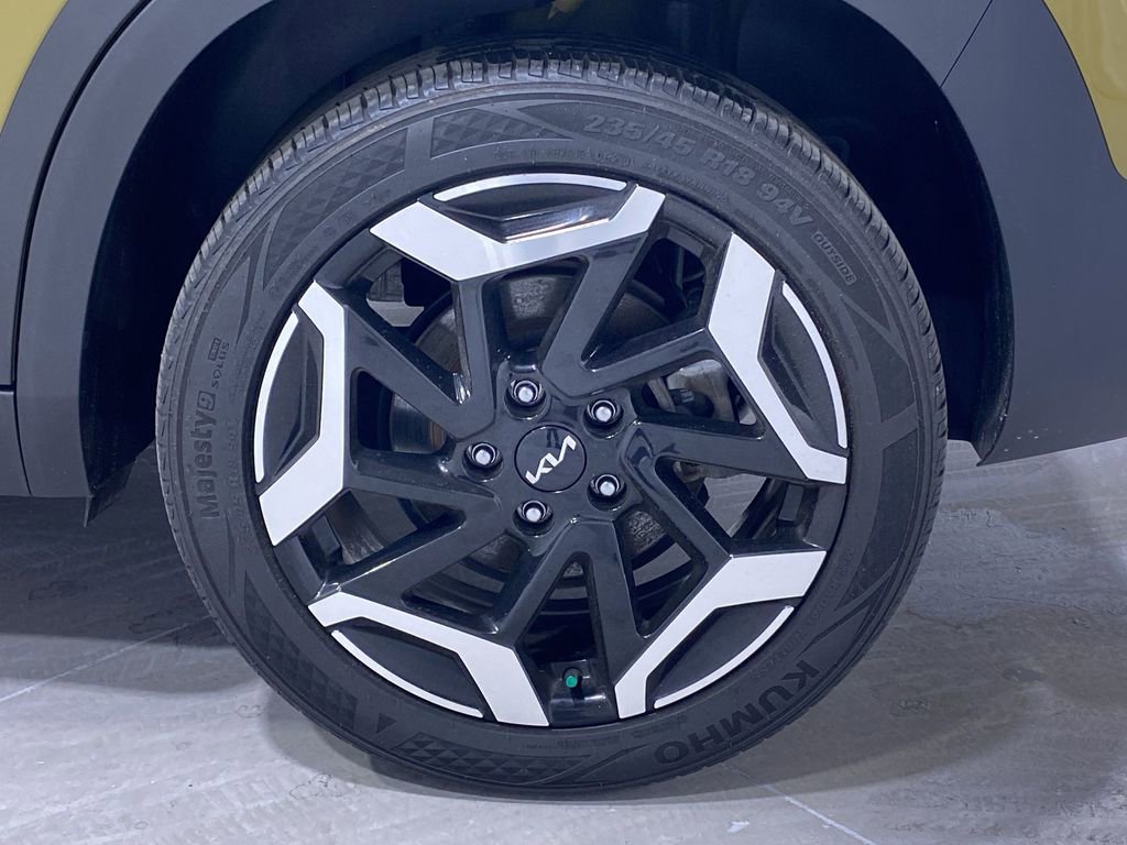 Used 2024 Kia Seltos SX w/ SX Sunroof Package image 31