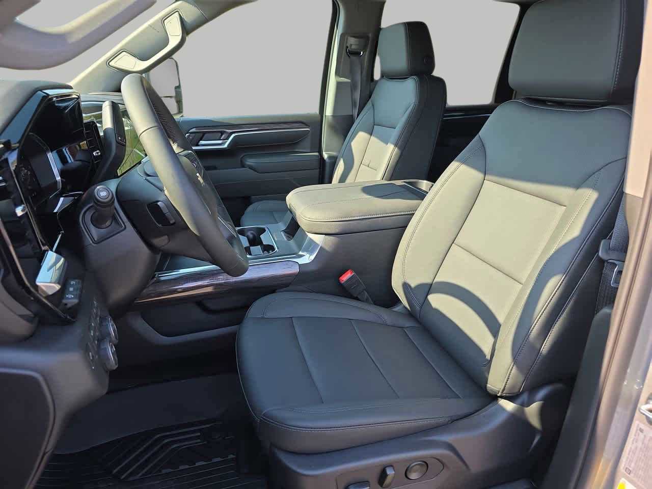 New 2026 Chevrolet Silverado 2500 LTZ w/ LTZ Plus Package image 19