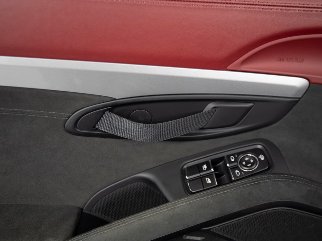 Certified 2021 Porsche 718 Boxster Spyder RWD image 19
