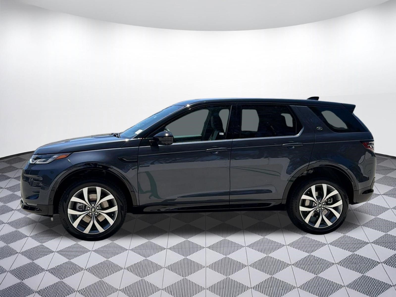 New 2026 Land Rover Discovery Sport Landmark AWD/4WD image 2