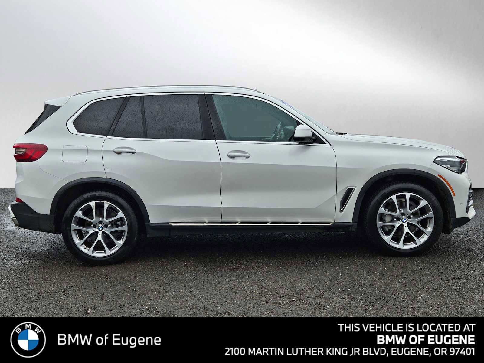 Used 2023 BMW X5 xDrive40i image 2