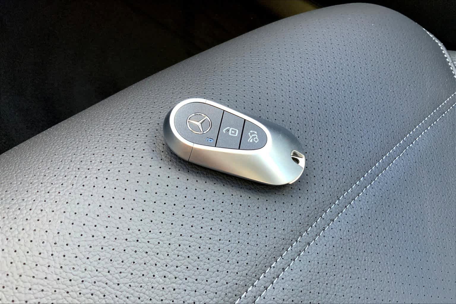New 2025 Mercedes-Benz C 300 4MATIC Sedan image 21