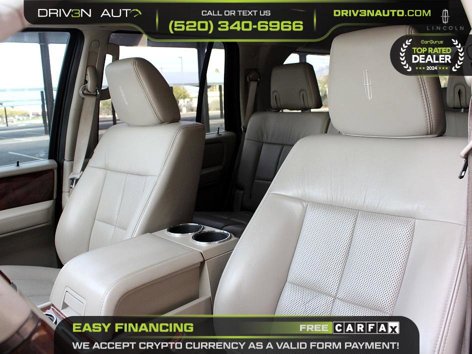 Used 2011 Lincoln Navigator image 10