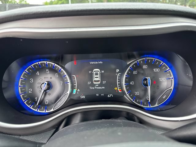 New 2027 Chrysler Pacifica Select w/ Family Tech Group AWD/4WD image 20