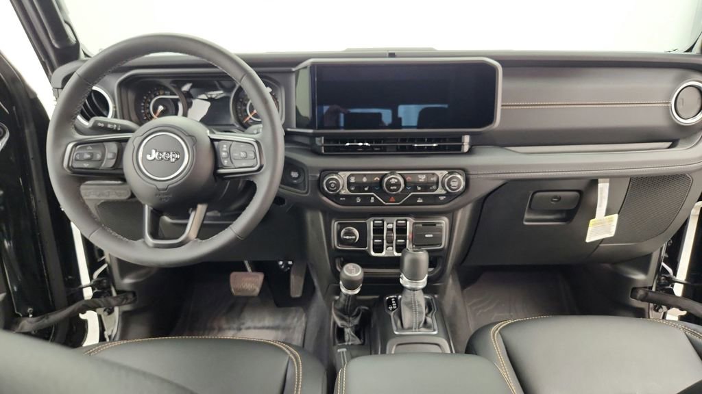 Used 2025 Jeep Gladiator Sport image 31