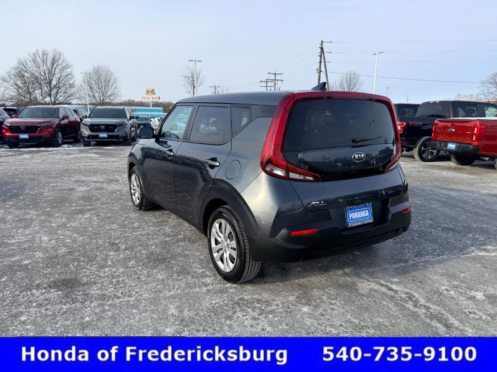 Used 2021 Kia Soul LX image 4