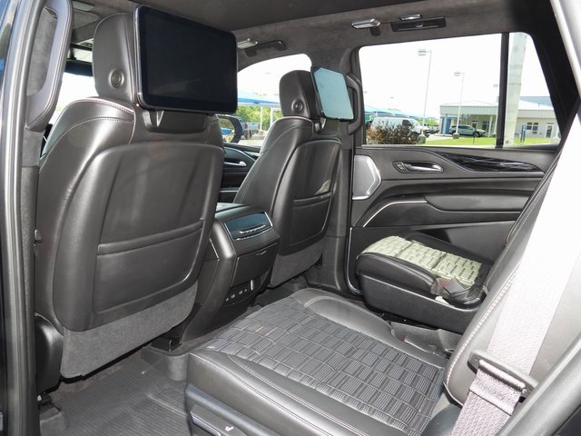 Used 2023 Cadillac Escalade V w/ LPO, Floor Liner Package image 71
