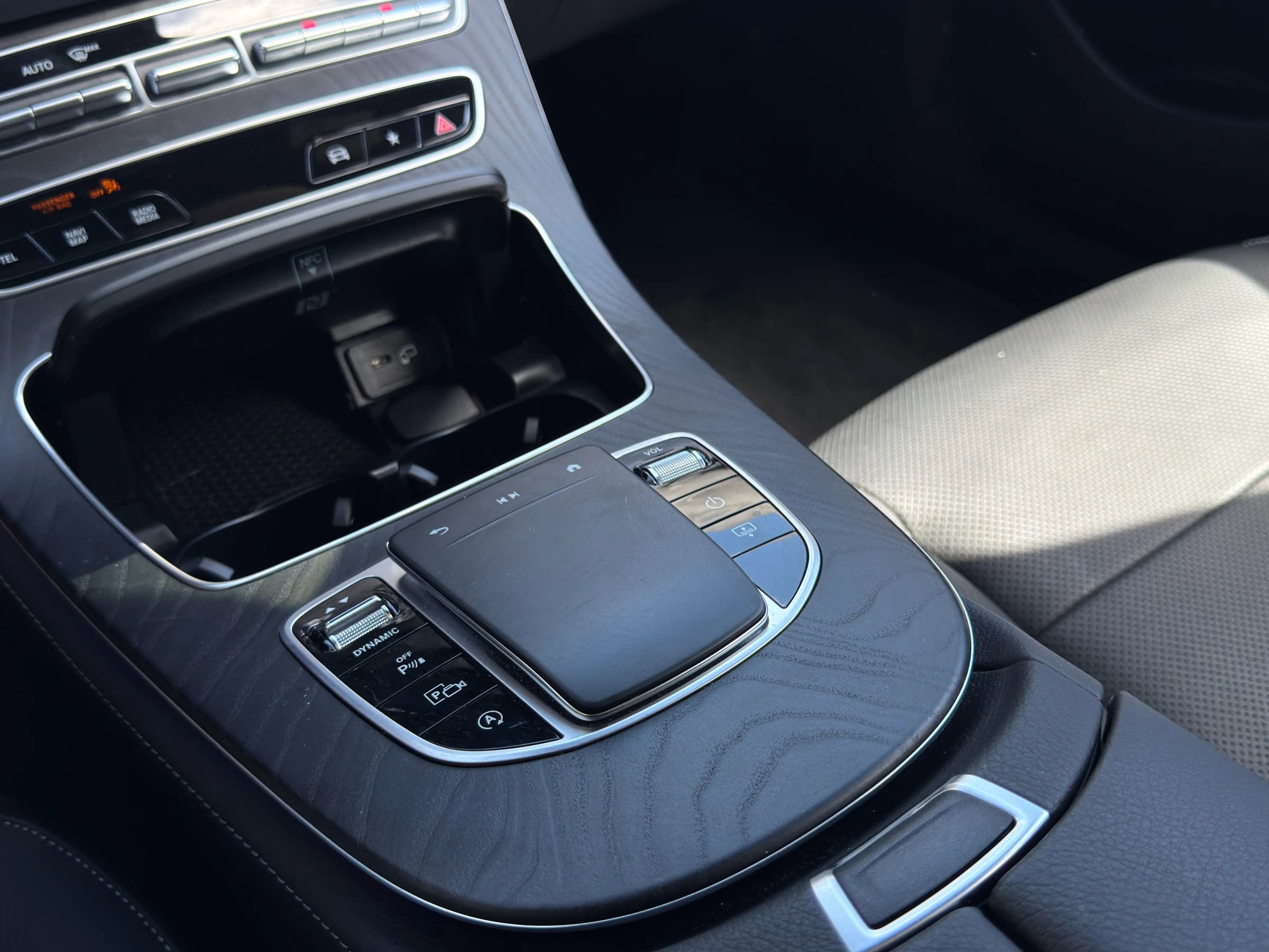 Used 2022 Mercedes-Benz E 450 4MATIC Sedan image 23