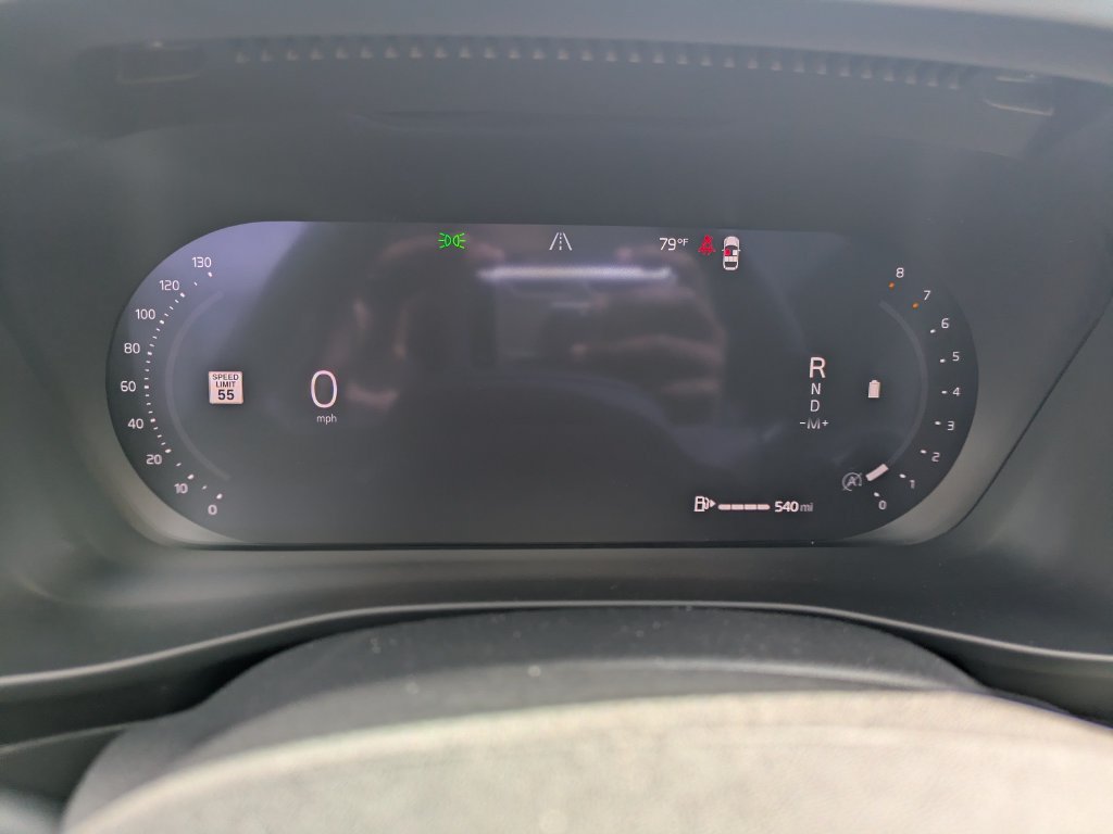 New 2026 Volvo XC40 B4 Plus w/ Climate Package FWD image 29