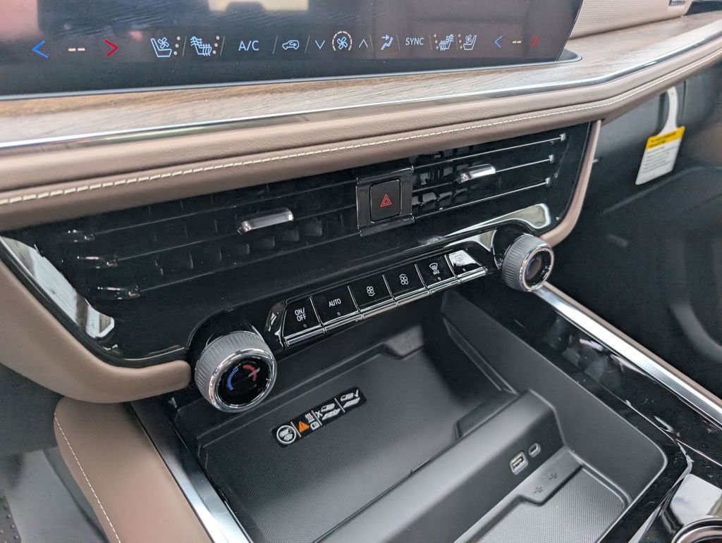 New 2026 Chevrolet Suburban High Country image 21