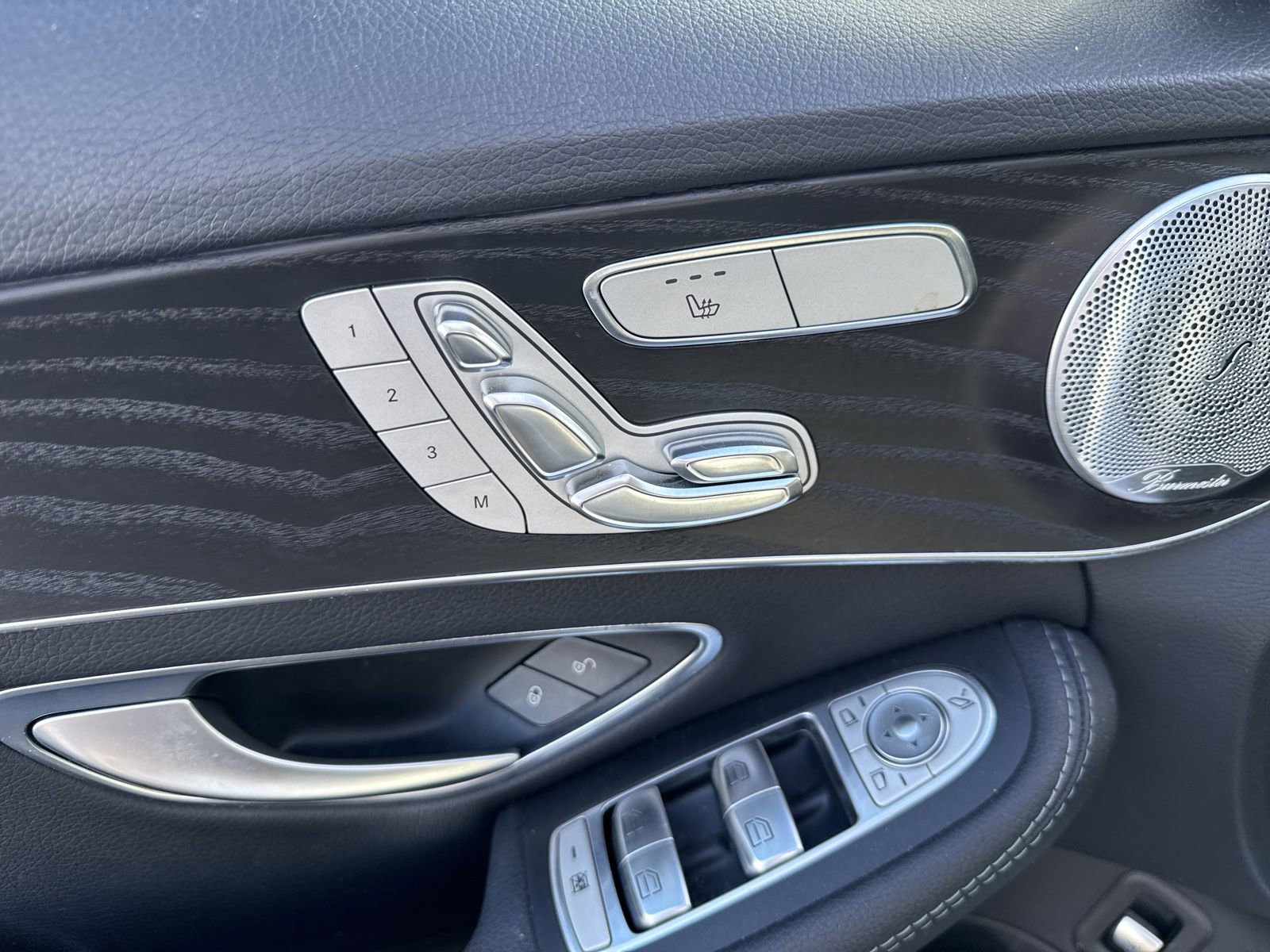 Used 2016 Mercedes-Benz C 300 Sedan image 8