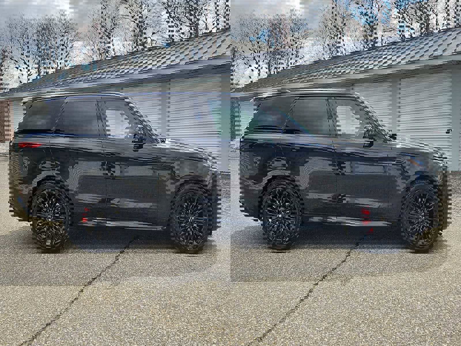 Used 2025 Land Rover Range Rover Sport Dynamic SE AWD/4WD image 8