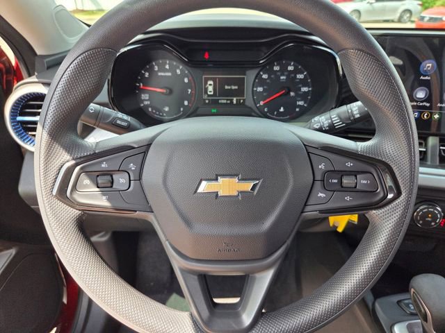 Used 2024 Chevrolet Trax LS w/ LS Convenience Package image 28