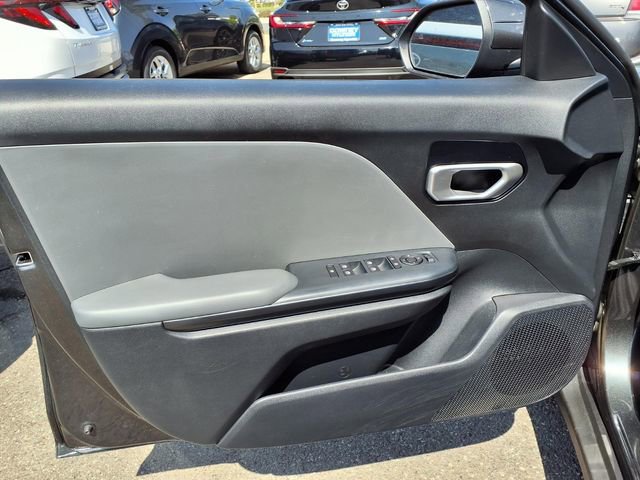 Used 2025 Kia K4 LXS FWD image 11