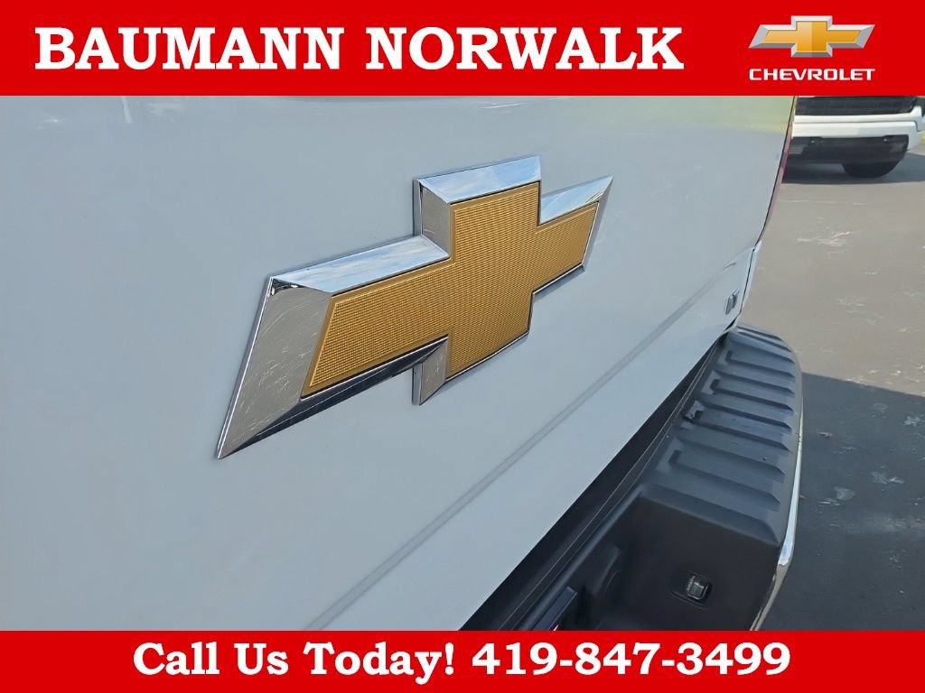 Used 2018 Chevrolet Silverado 1500 LT w/ All Star Edition AWD/4WD image 27