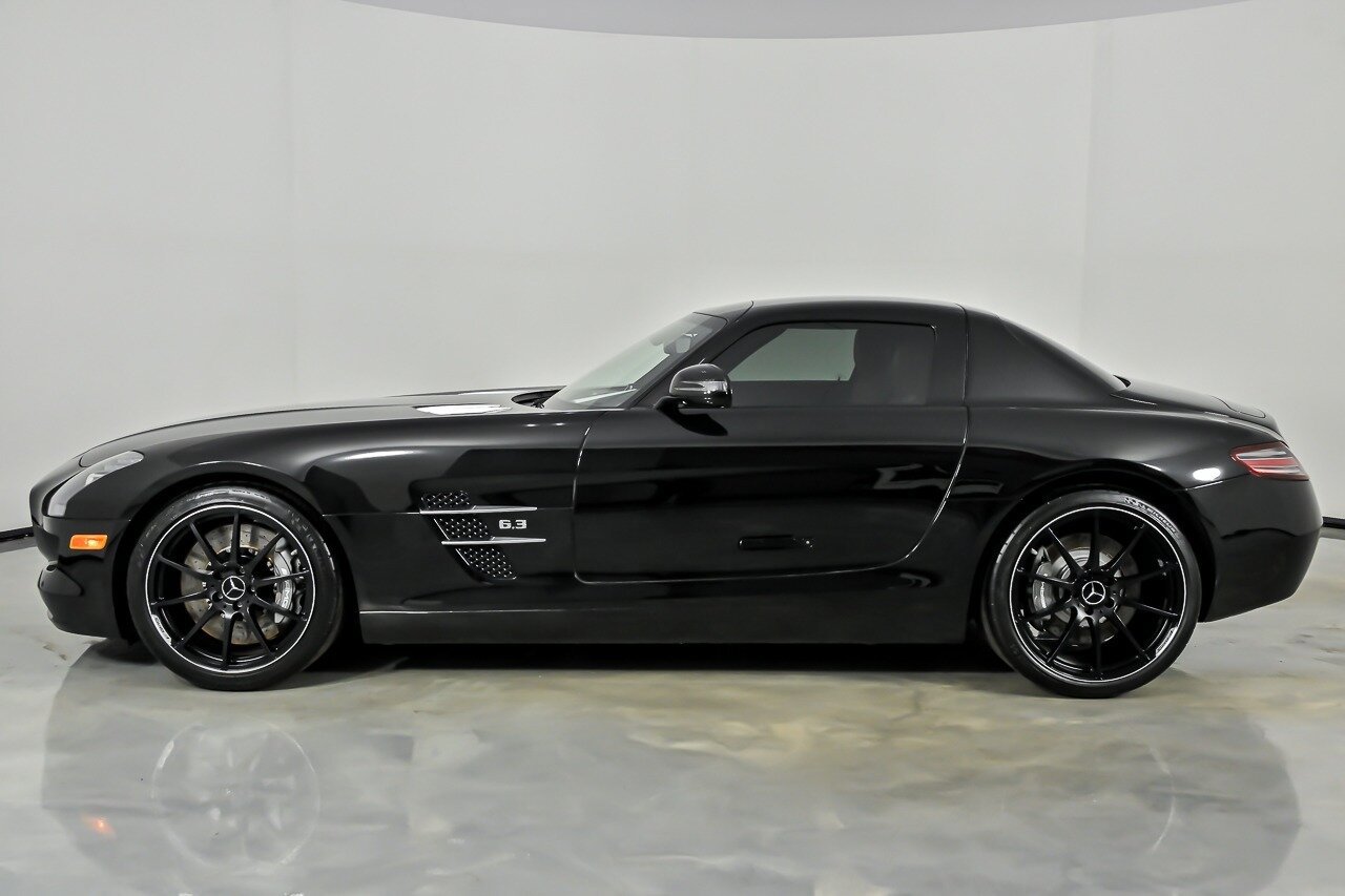 Used 2012 Mercedes-Benz SLS AMG Coupe image 9