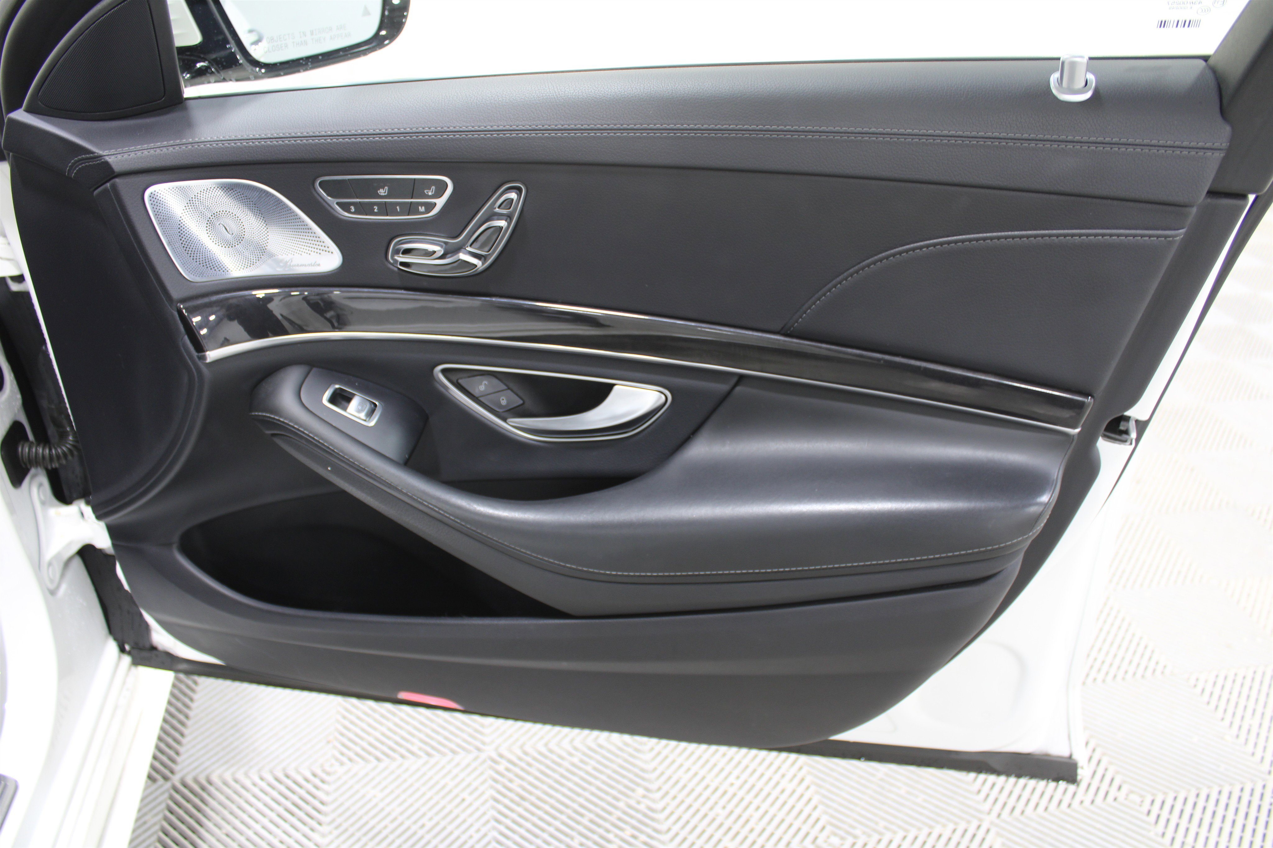 Used 2020 Mercedes-Benz S 560 S 560 image 24