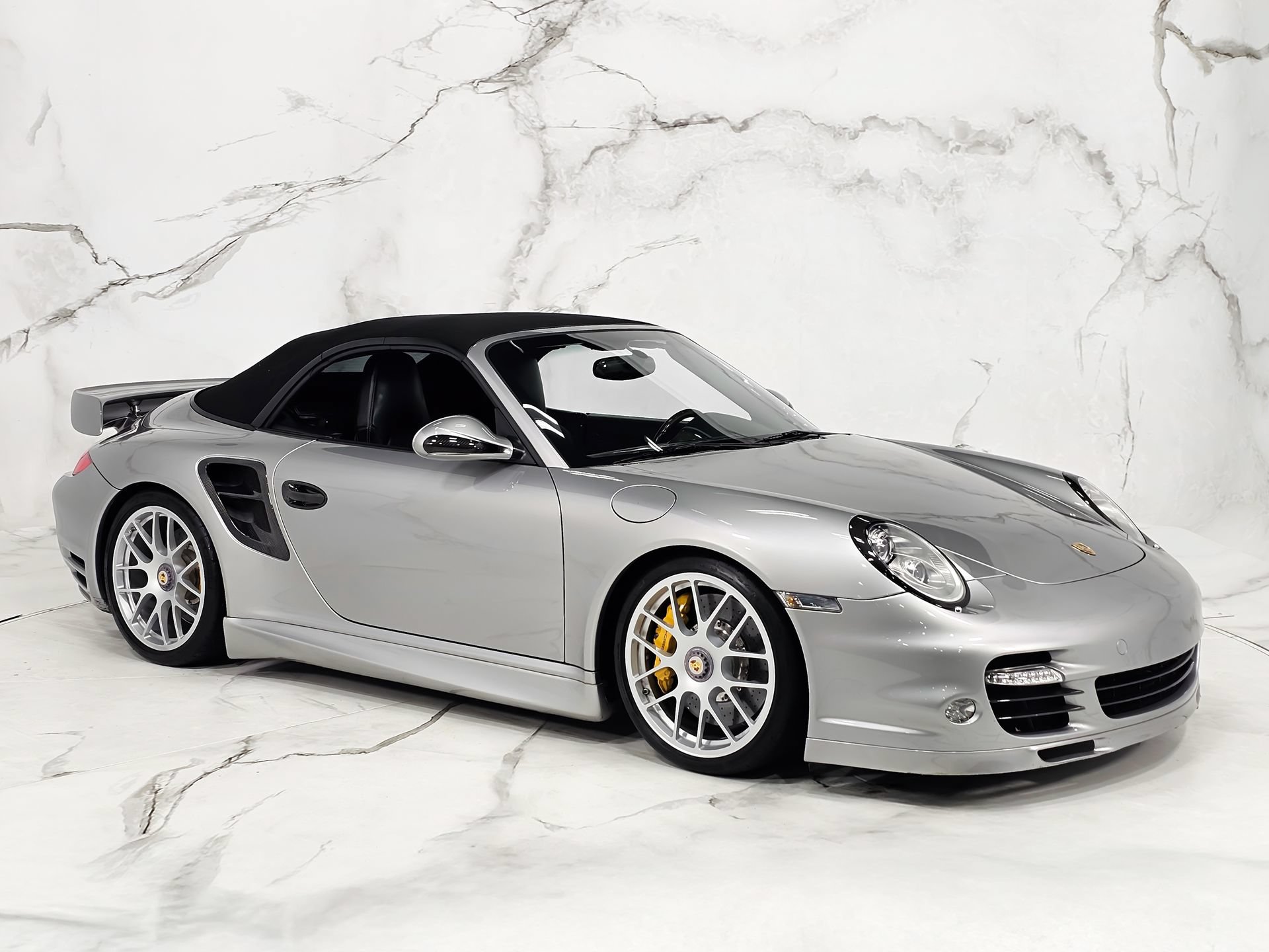 Used 2011 Porsche 911 Turbo S AWD/4WD image 4