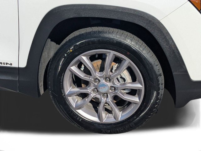 Used 2022 GMC Terrain SLT FWD image 19