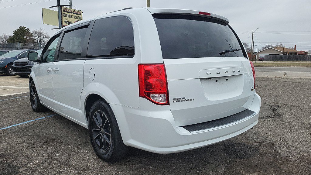 Used 2018 Dodge Grand Caravan GT FWD image 8