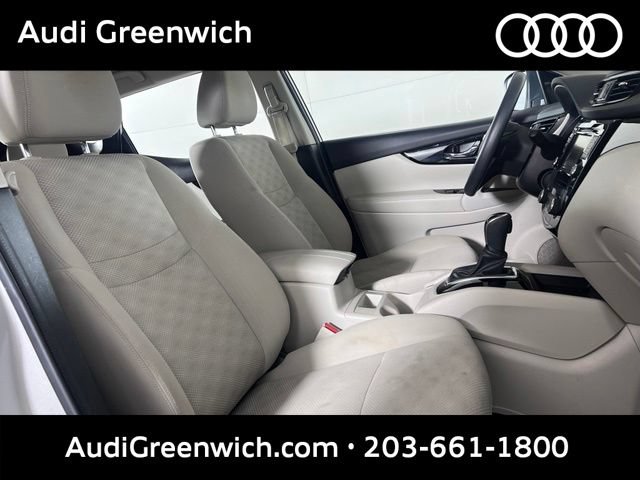 Used 2020 Nissan Rogue Sport SV AWD/4WD image 13