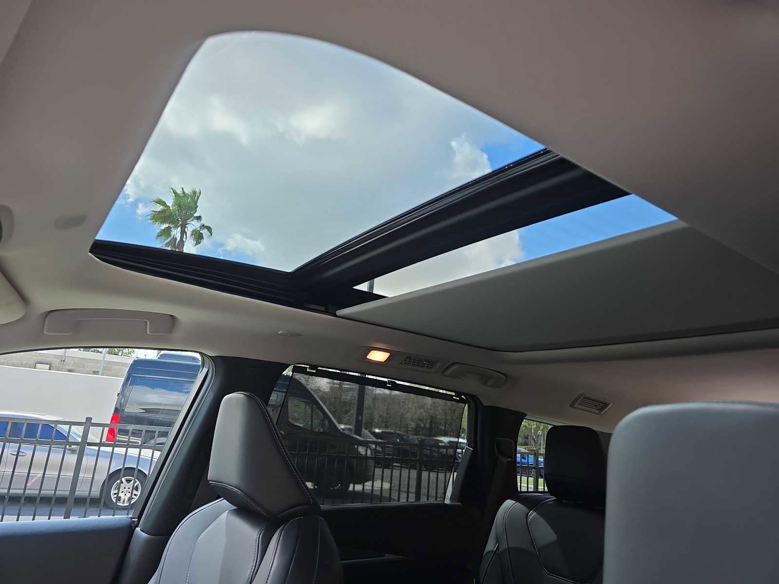 Certified 2026 INFINITI QX60 Luxe w/ Cargo Package FWD image 28