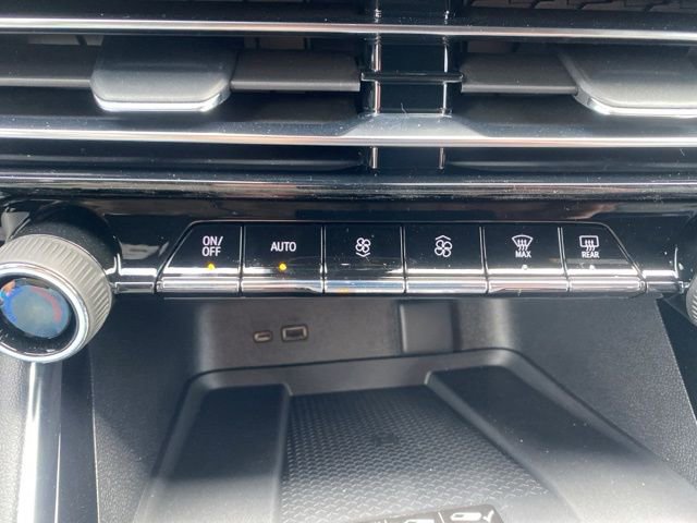 New 2026 Chevrolet Traverse RS w/ LPO, Floor Liner Package image 16