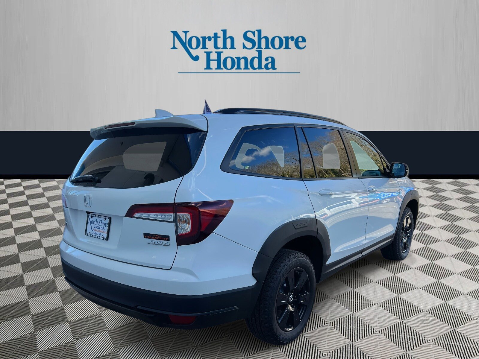 Certified 2022 Honda Pilot TrailSport image 4