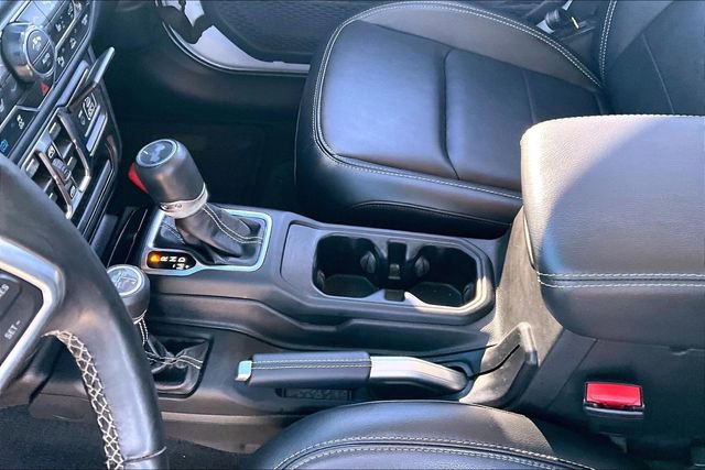 Used 2022 Jeep Wrangler Unlimited Sahara w/ Cold Weather Group image 15