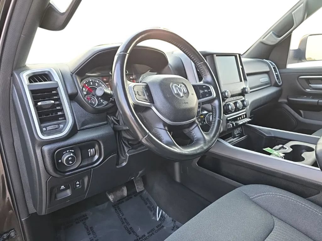 Used 2022 RAM 1500 Big Horn AWD/4WD image 9