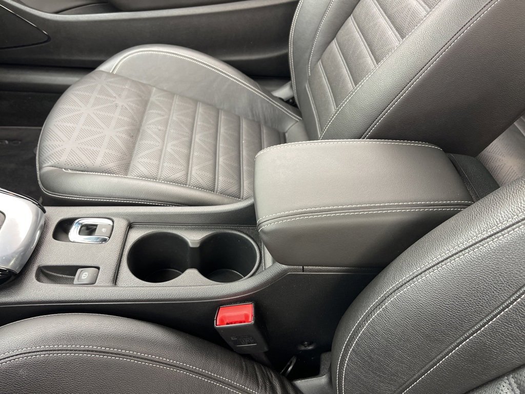 Used 2016 Buick Cascada Premium image 21