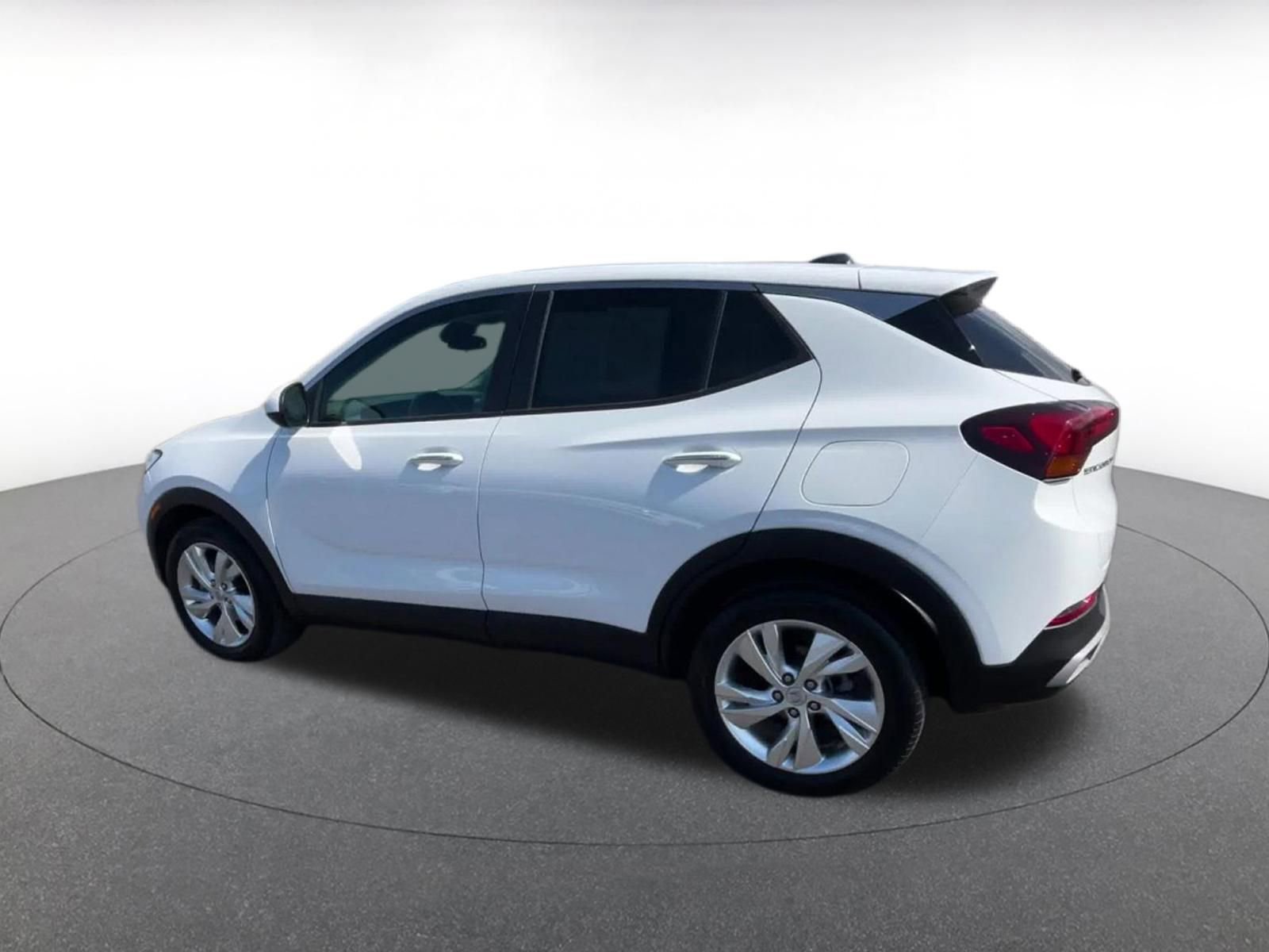 Used 2025 Buick Encore GX Preferred image 10