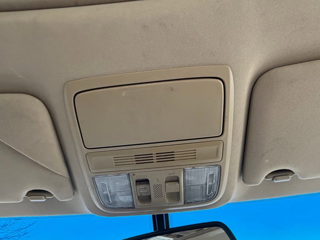 Used 2010 Honda Accord EX-L image 19