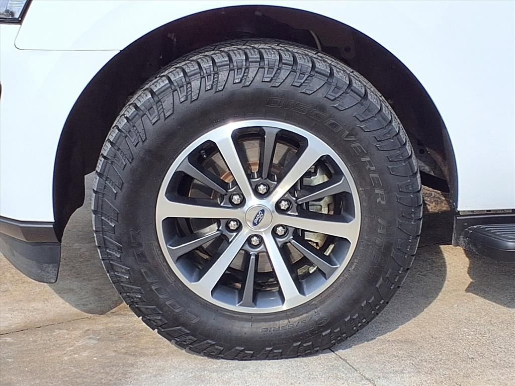 Used 2021 Ford Expedition XLT image 26