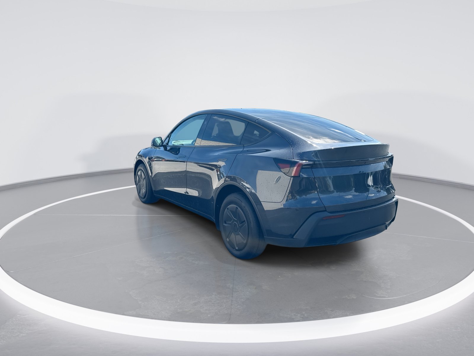 Used 2026 Tesla Model Y AWD image 7