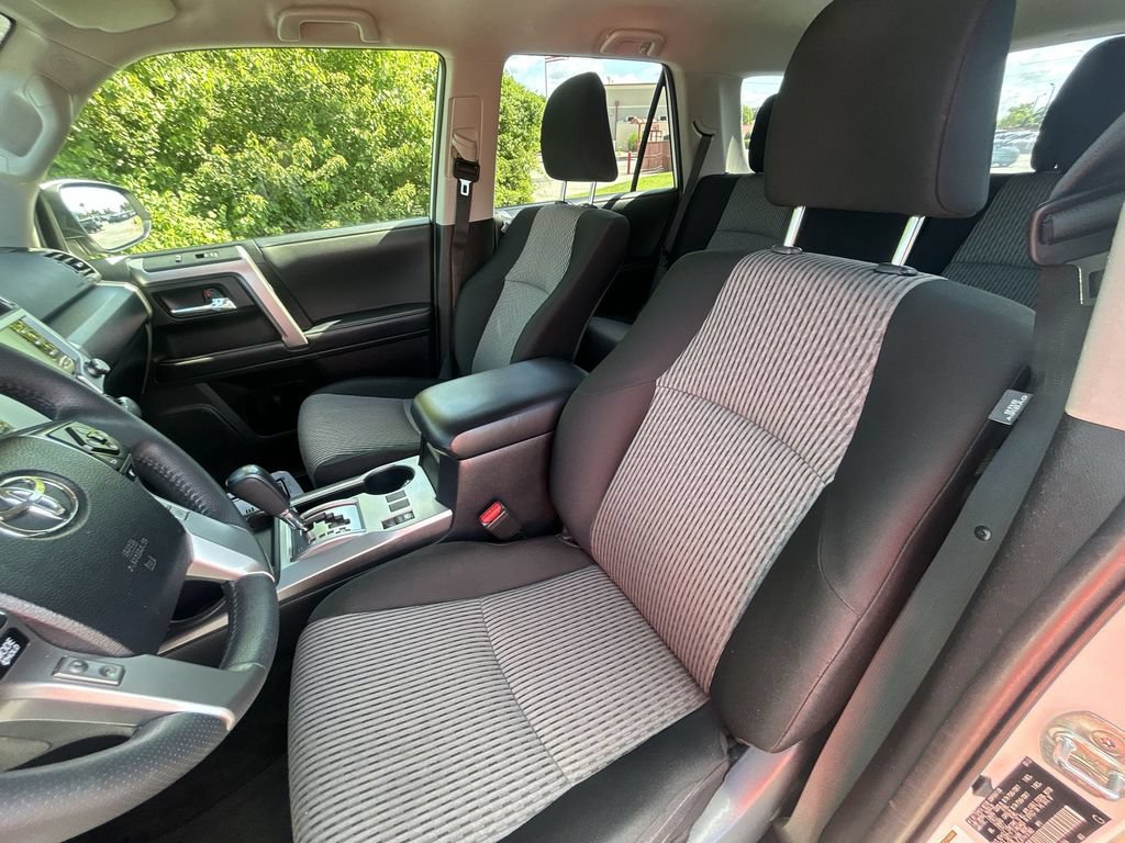 Used 2023 Toyota 4Runner SR5 AWD/4WD image 16