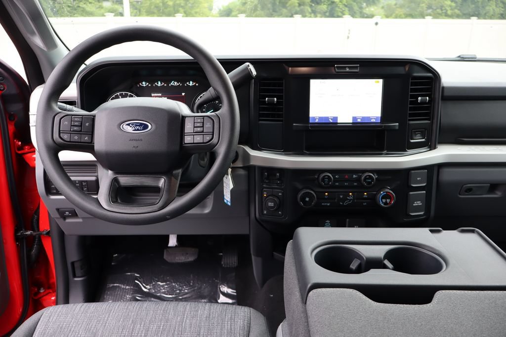 New 2026 Ford F350 XLT w/ 360-Degree Camera Package AWD/4WD image 5